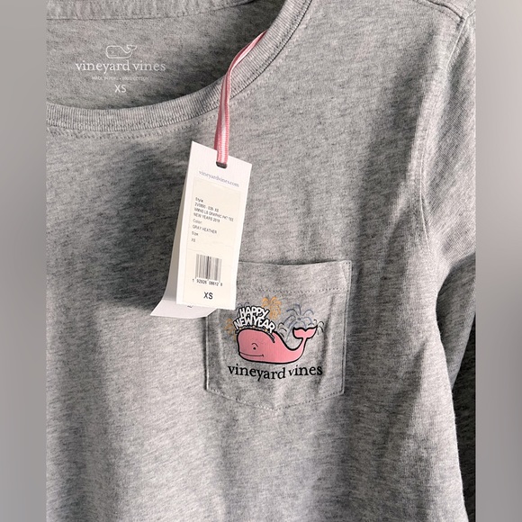 VINEYARD VINES Happy New Year Womens long sleeve graphic tshirt, size XS, NWT - Picture 3 of 7